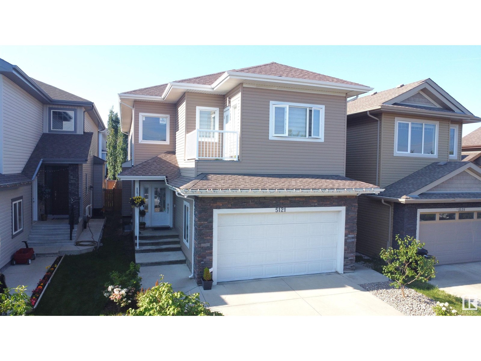 5121 1B AV SW