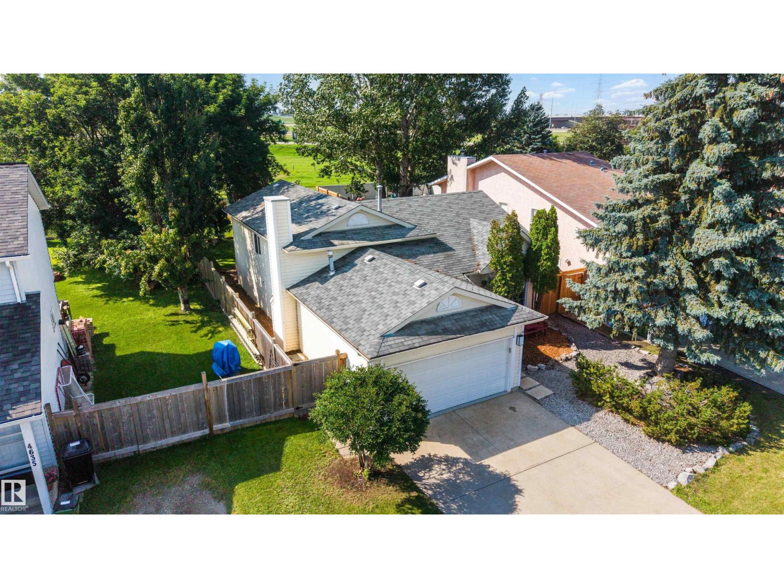 4639 10 AV NW