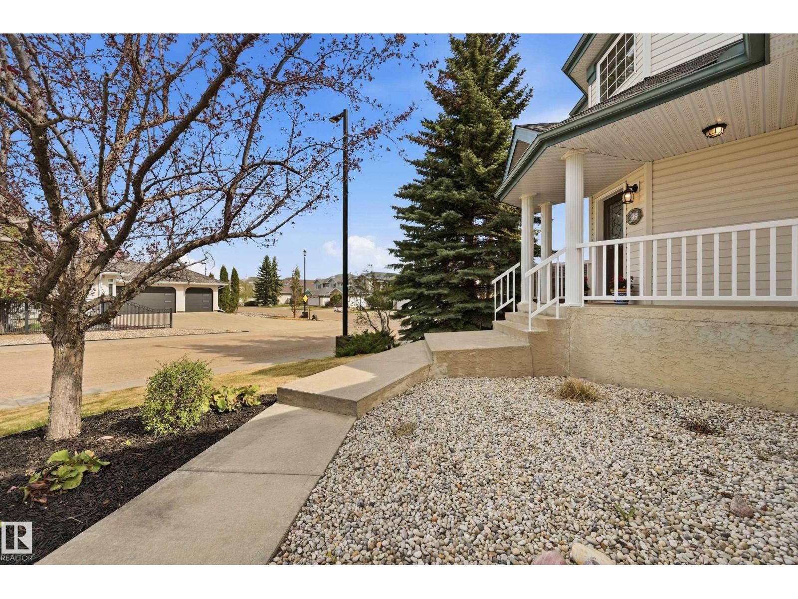 11503 10 AV NW