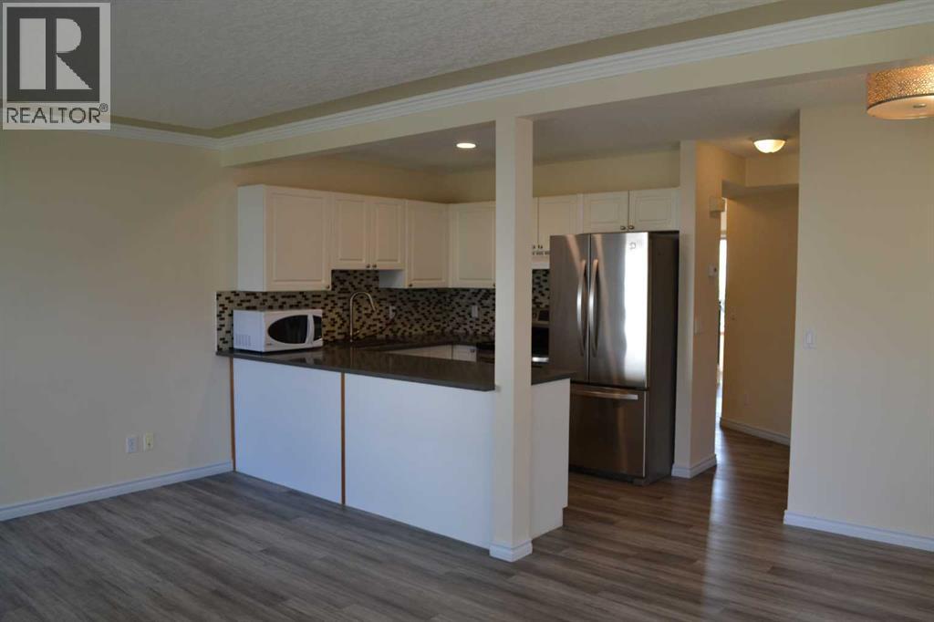21 Country Hills Rise NW