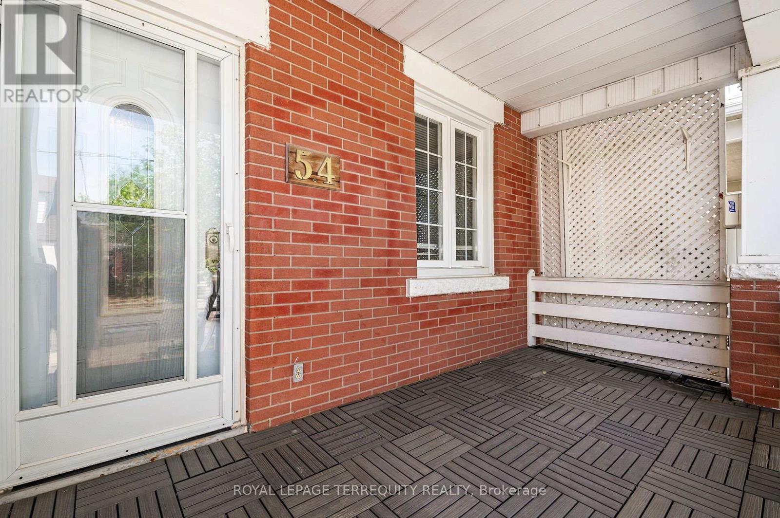 54 ST CLAIR GARDENS