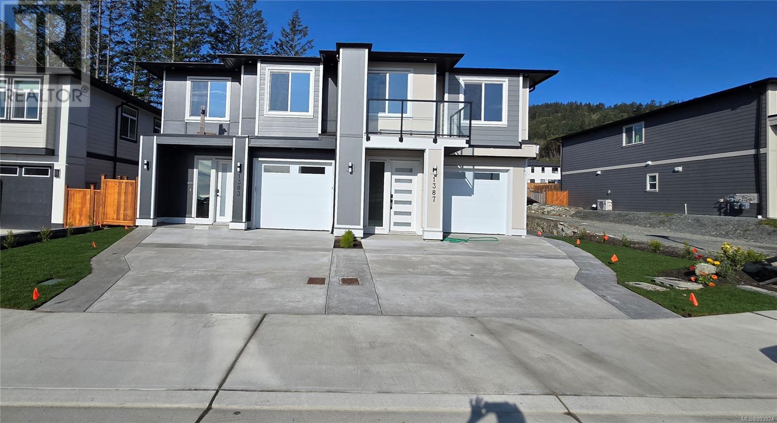1387 Sandstone Lane