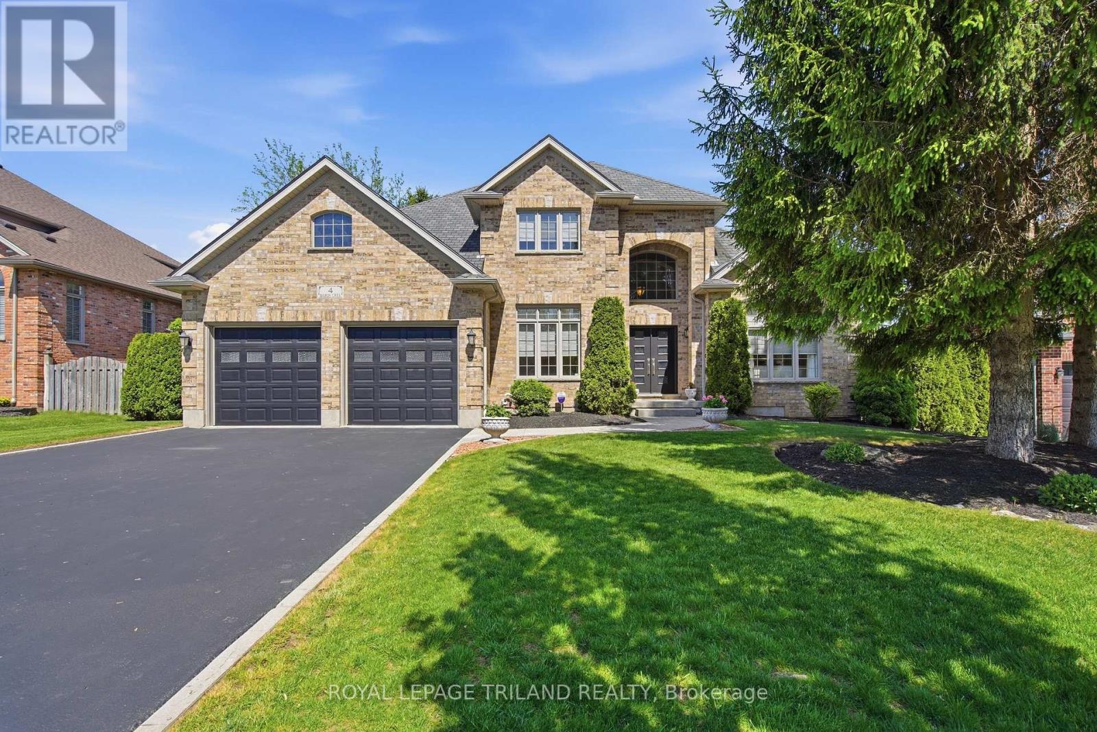 4 BARON CRESCENT