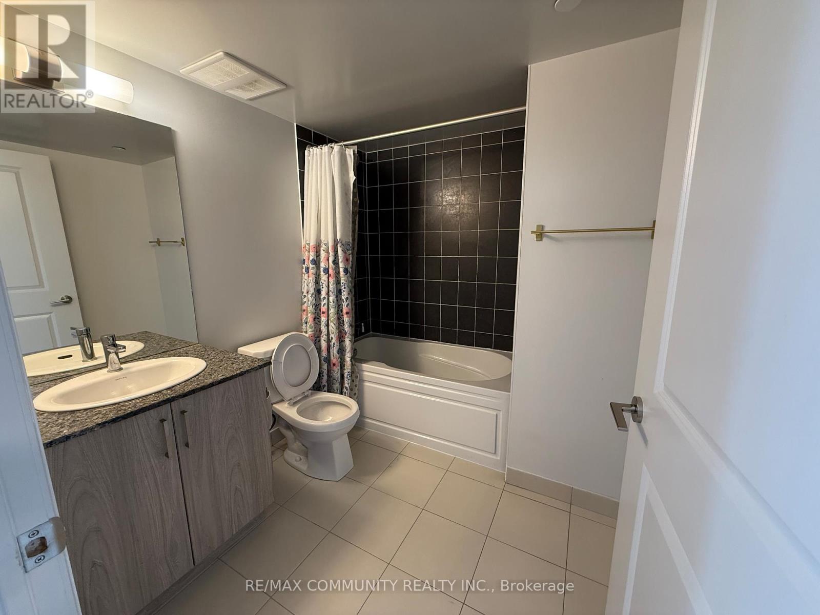 1408 - 20 MEADOWGLEN PLACE