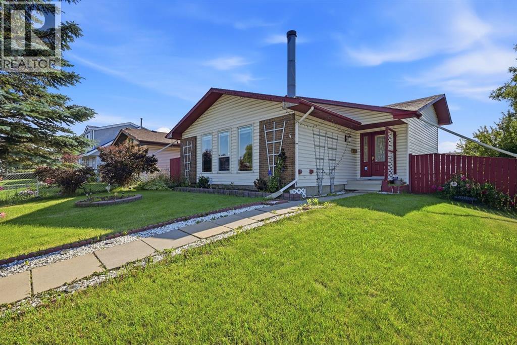 4 Fallswater Road NE