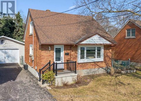 103 WILLIAM STREET Guelph (St. George's) ON N1E5G2
