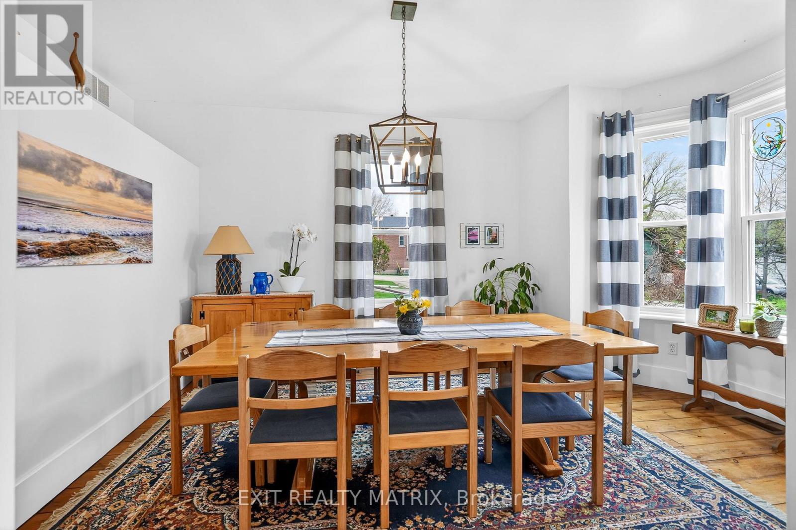 22 WATER STREET E
