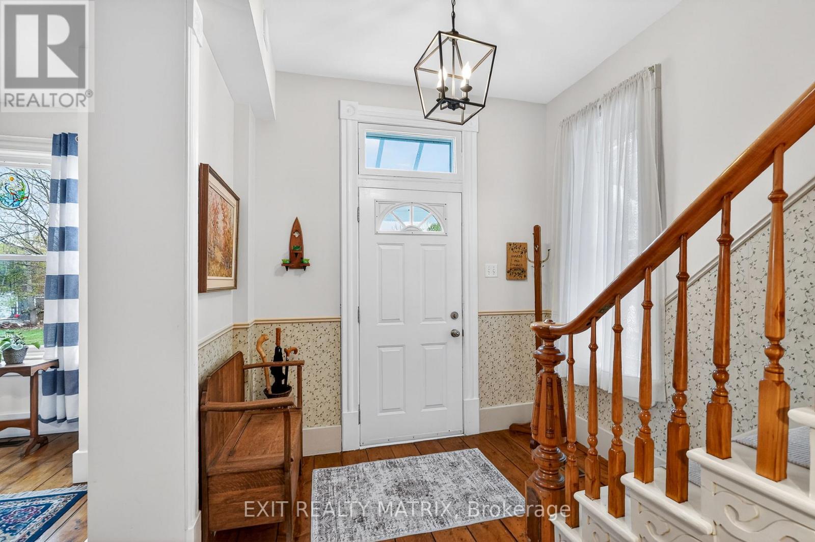 22 WATER STREET E