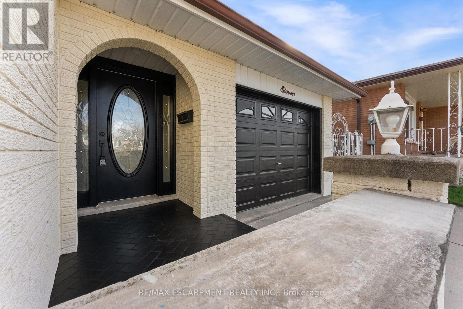 11 MARCELLA CRESCENT