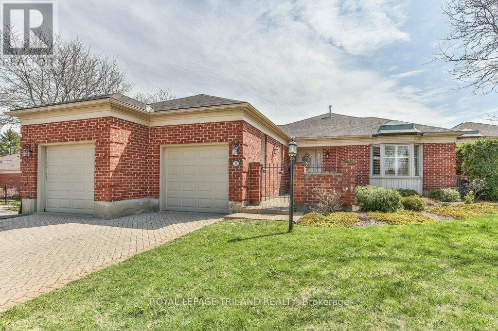 8 - 60 ROSECLIFFE CRESCENT