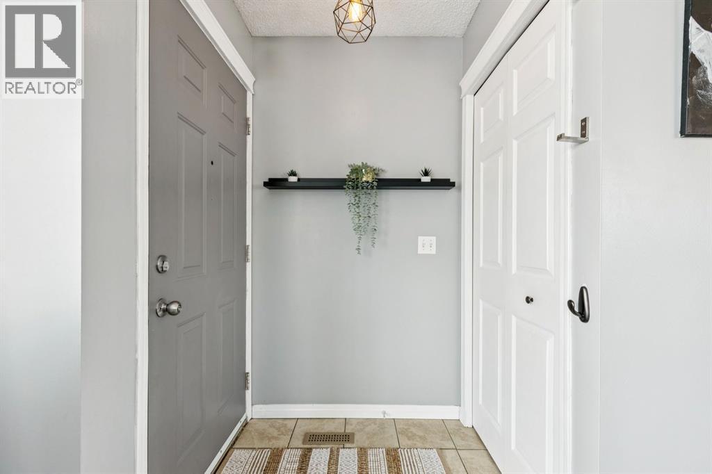 175 Rivercrest Close SE