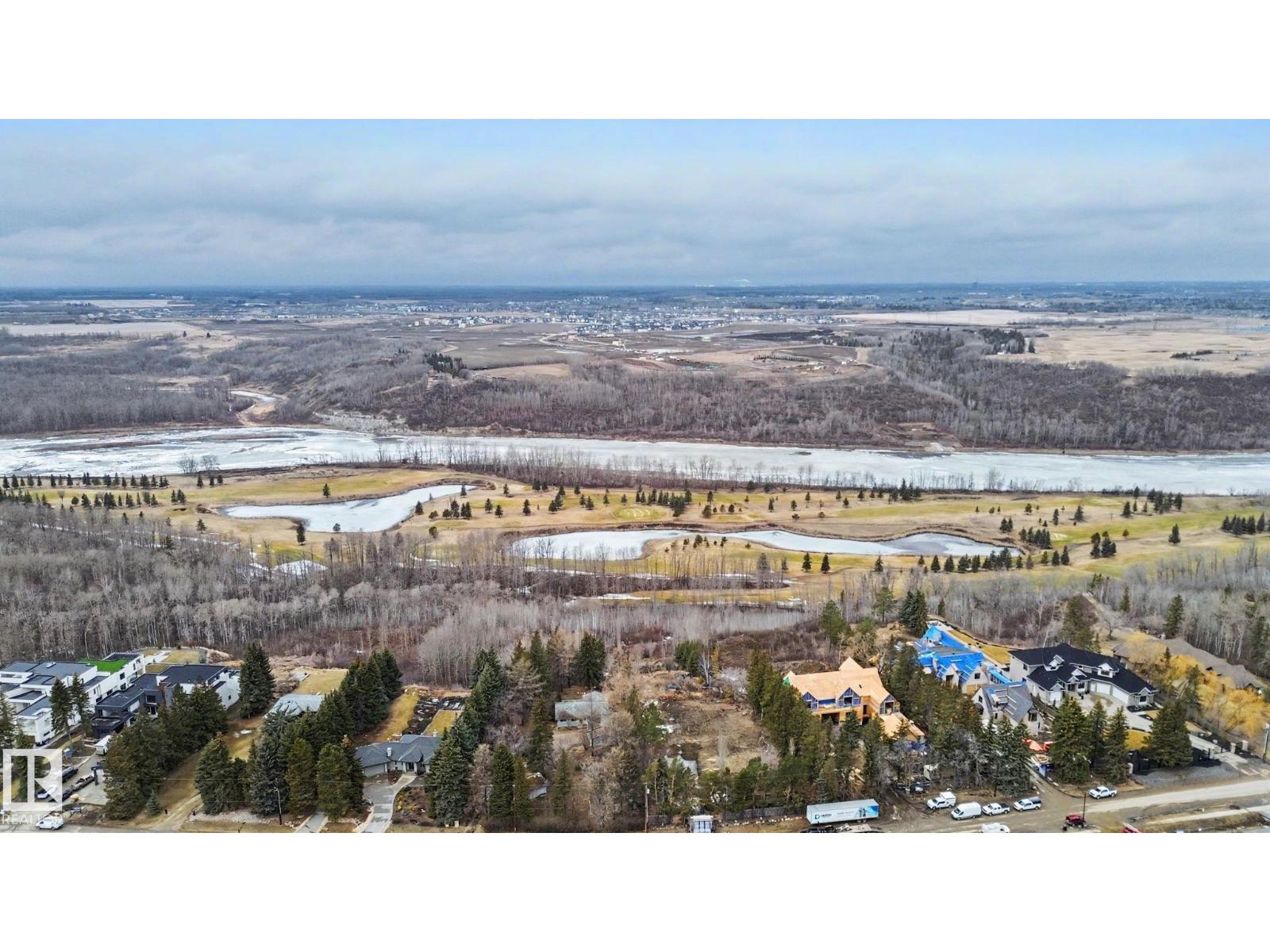 #330 390 Windermere RD NW