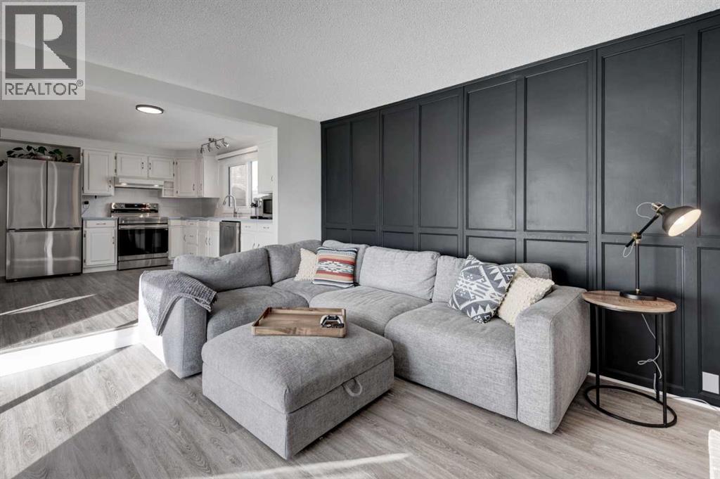 959 Bracewood Rise SW