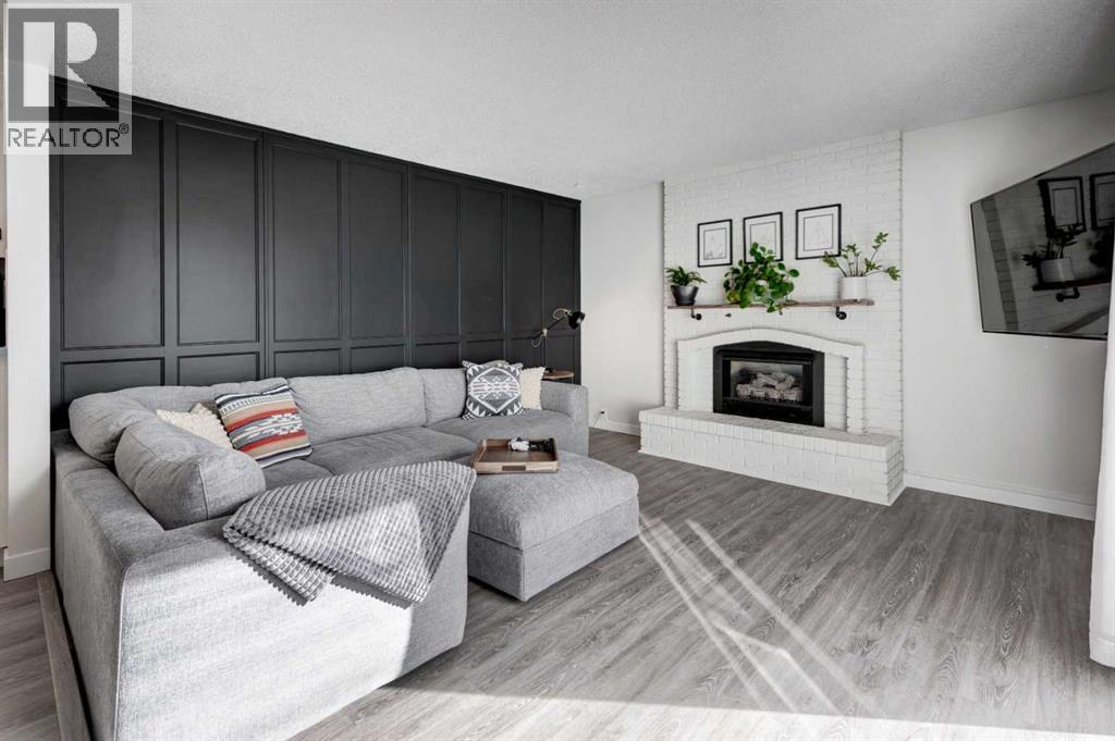 959 Bracewood Rise SW