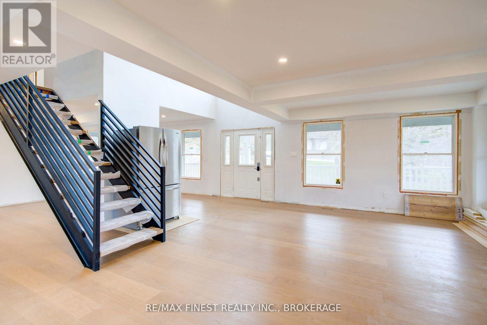 1674 SOUTH BOULEVARD