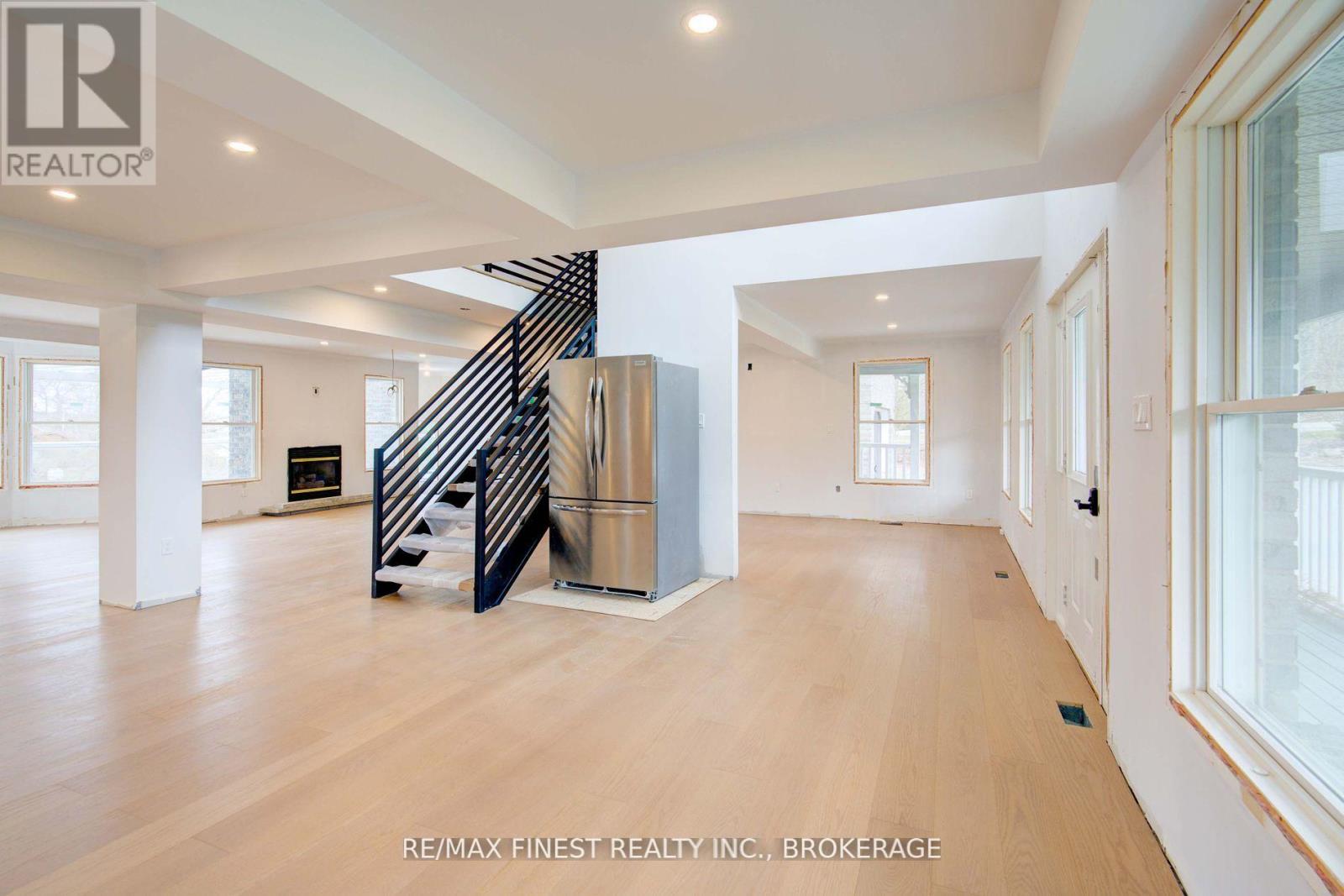 1674 SOUTH BOULEVARD