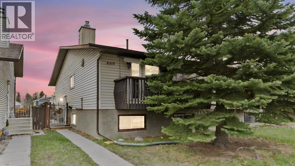 2416 Woodview Drive SW