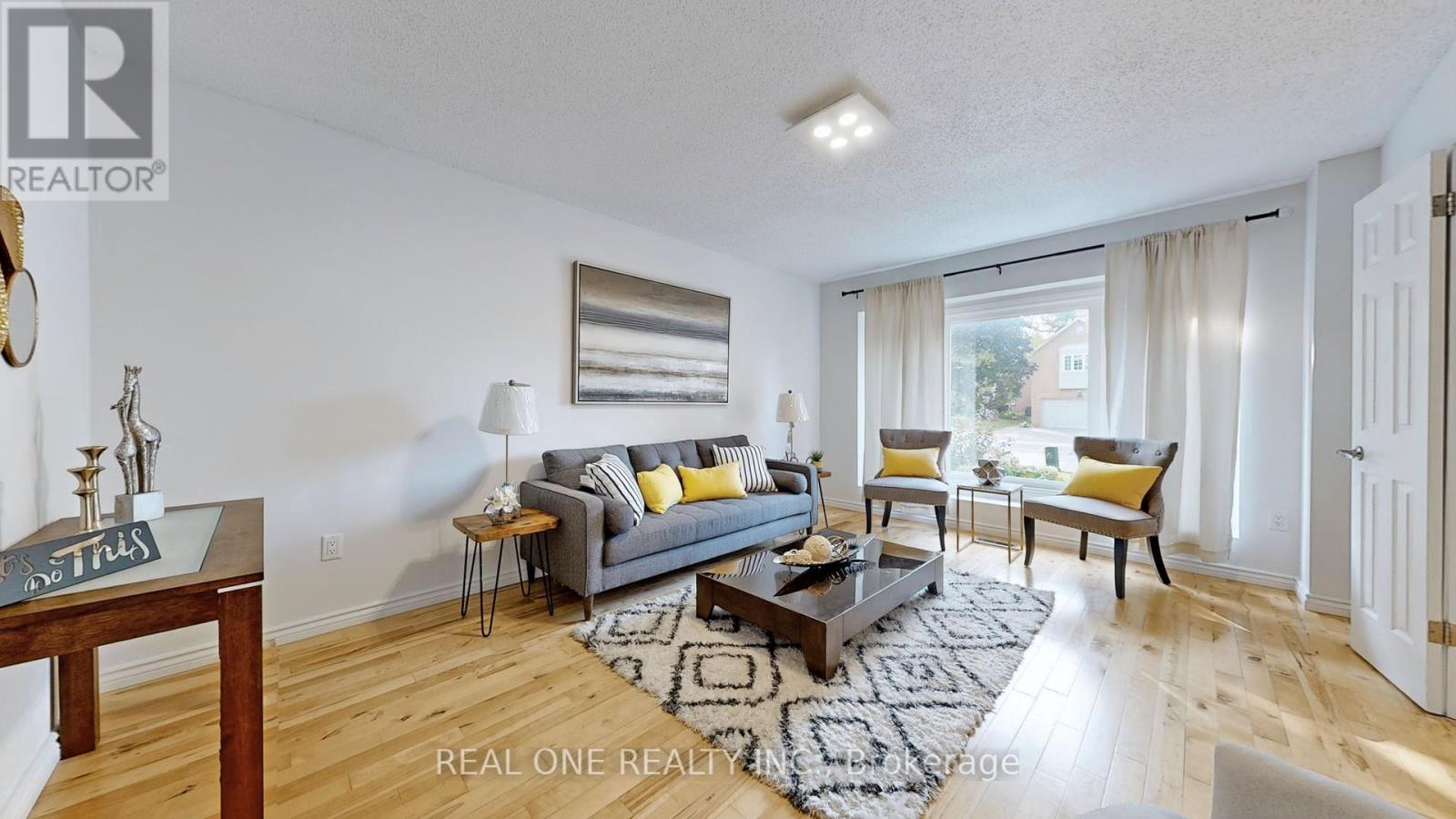35 AITKEN CIRCLE