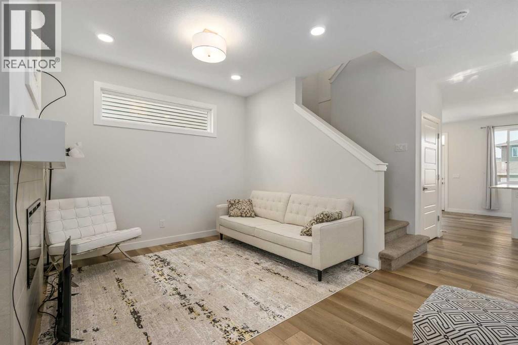 352 chelsea passage Passage W