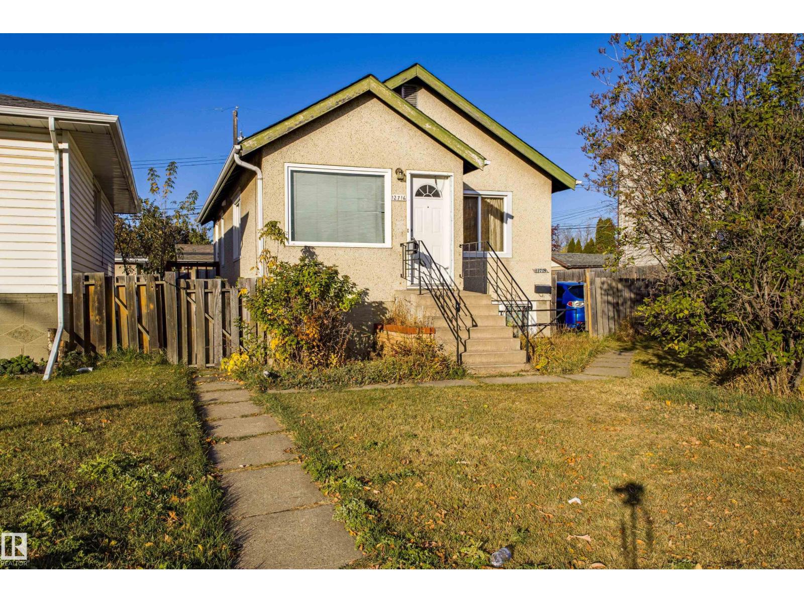 12716 12718 94 ST NW