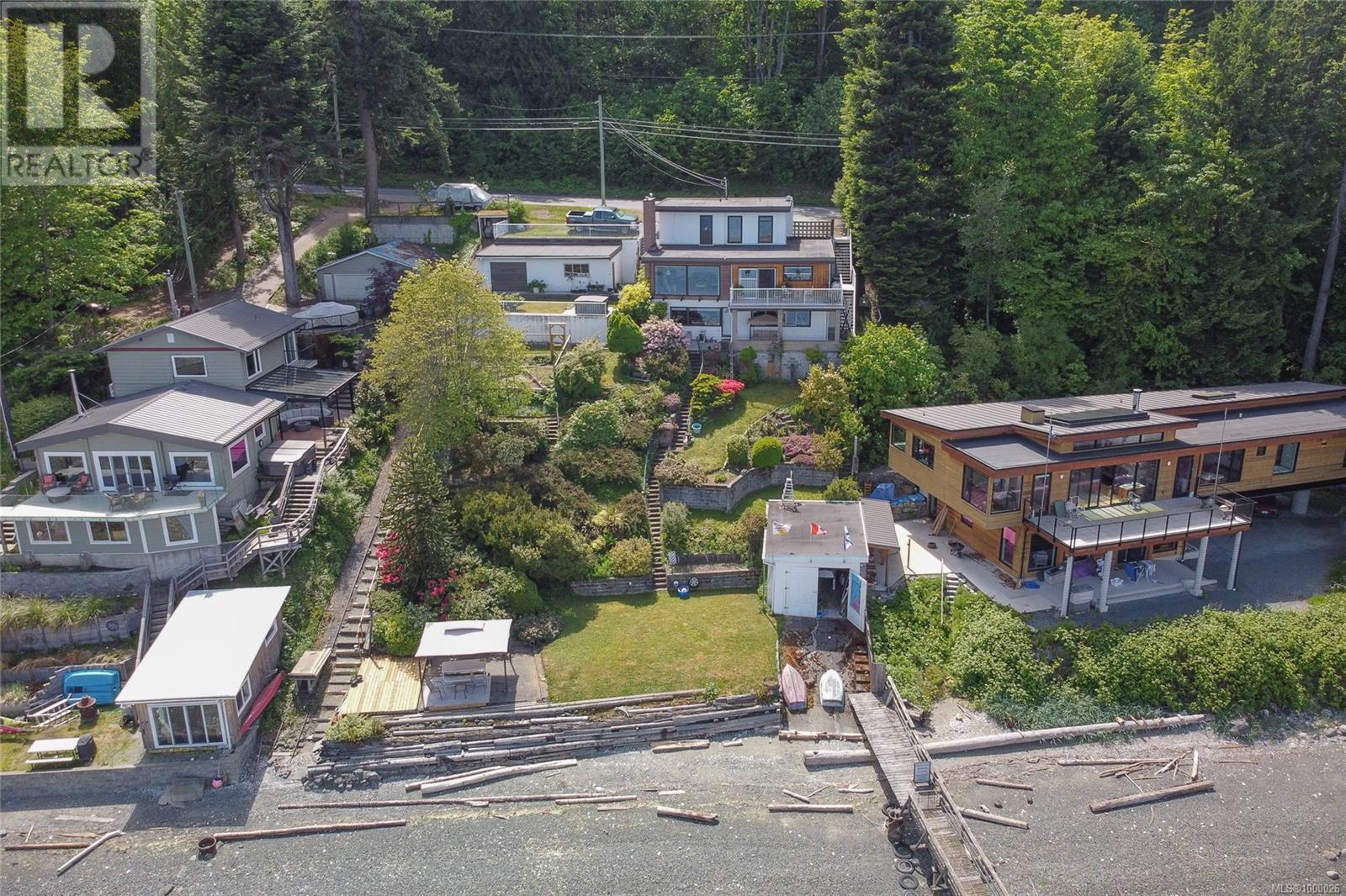 375/377 Chemainus Rd