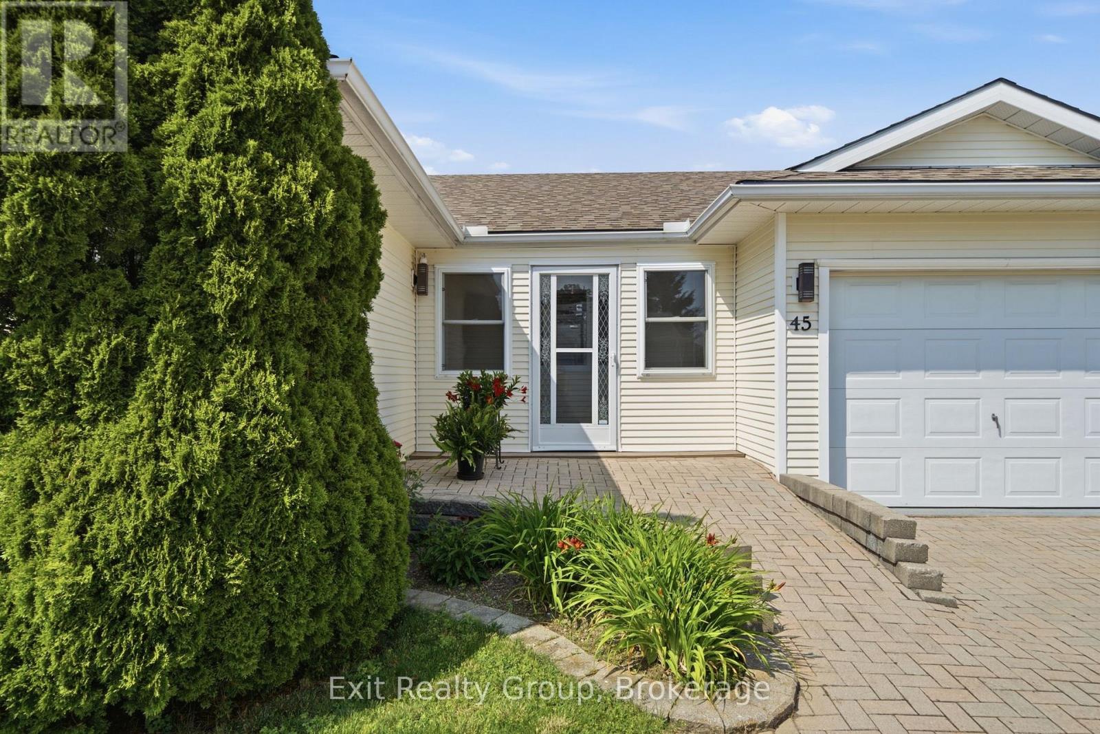 45 HERITAGE DRIVE - Photo 3