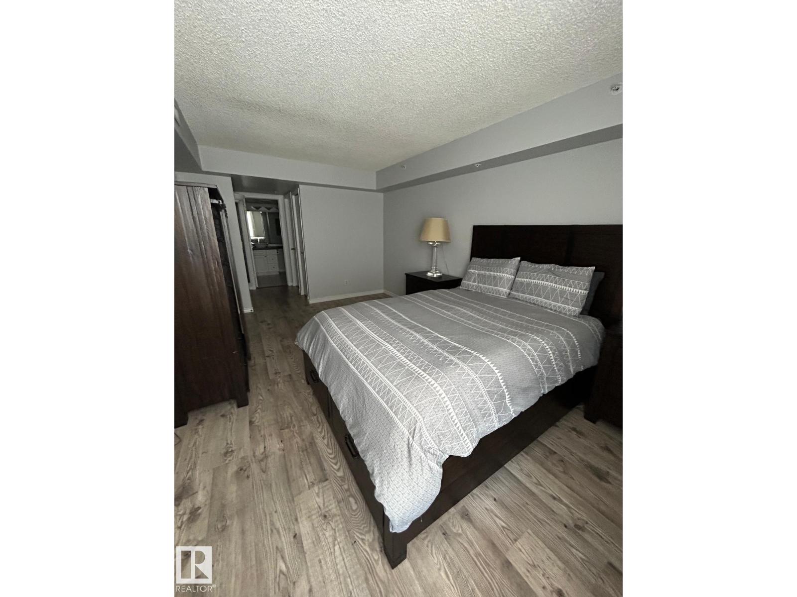 #1506 10909 103 AV NW NW