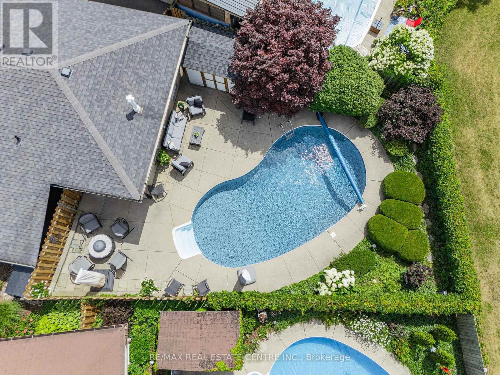 107 LAURENTIAN DRIVE