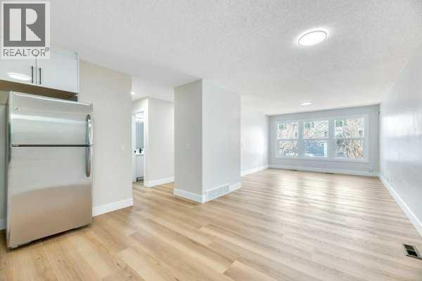 8, 75 templemont Way NE