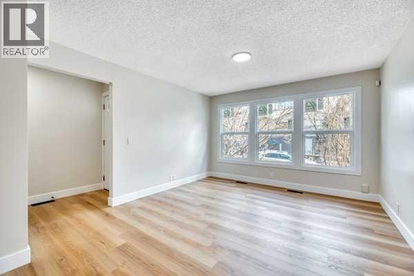 8, 75 templemont Way NE