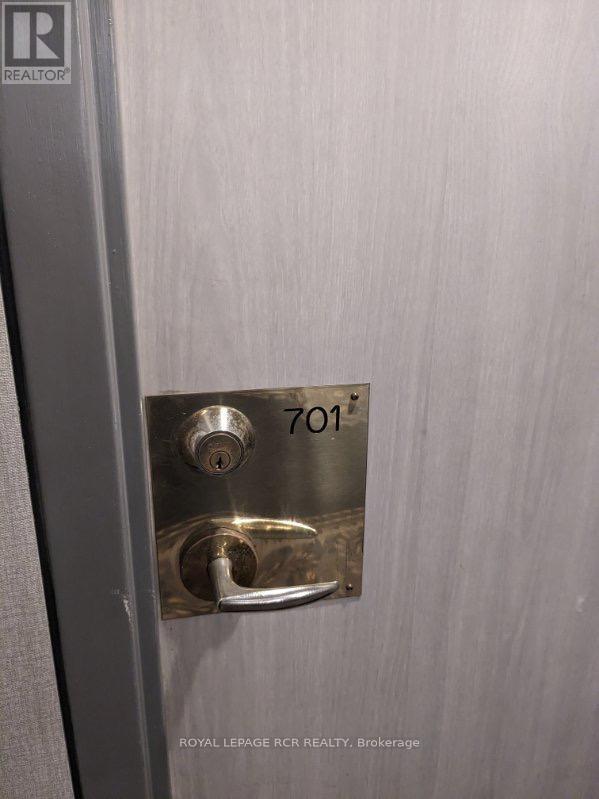 701 - 150 DUNLOP STREET E