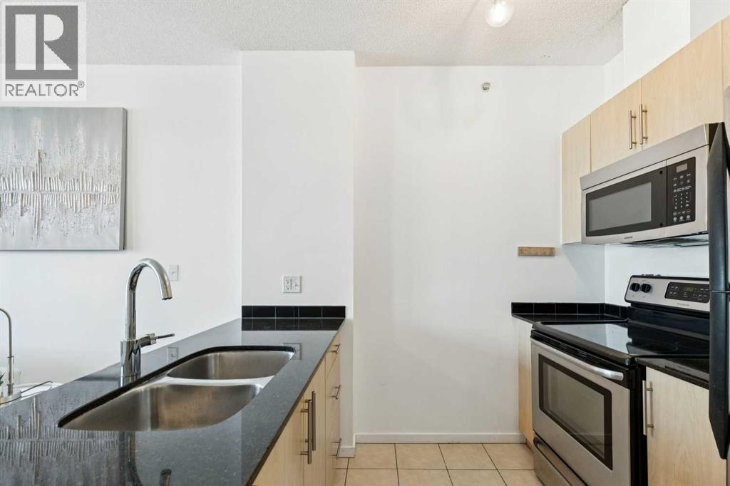 312, 325 3 Street SE