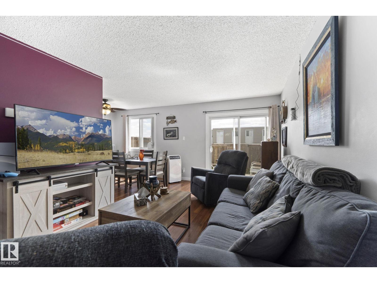 163 CORNELL CT NW