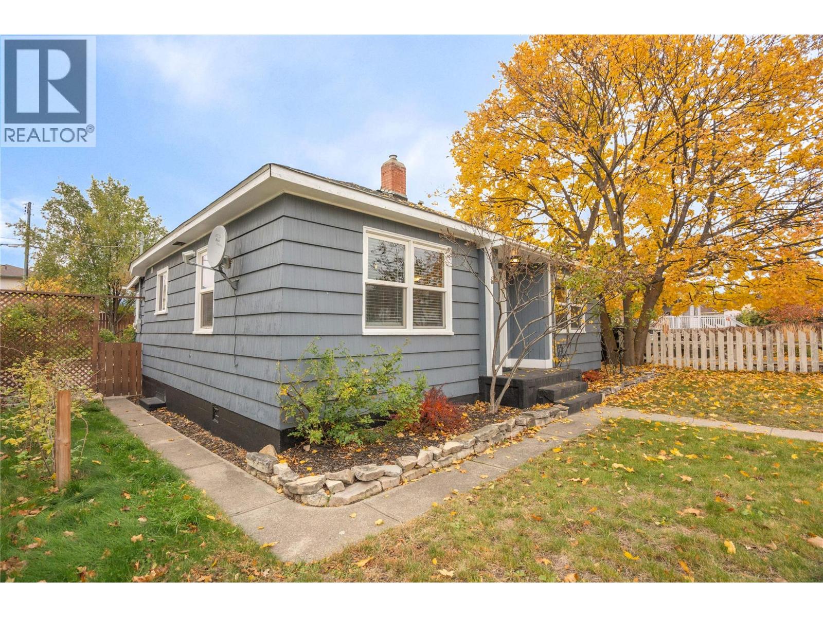 1009 Killarney Street