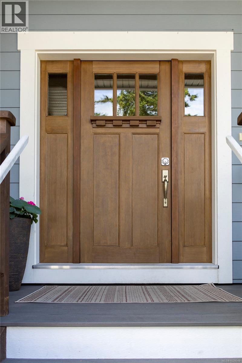 6236 Elizabeth Garden Crt