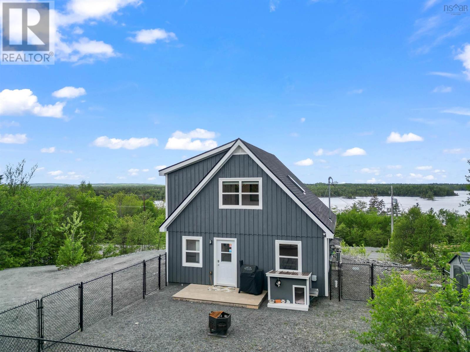 11 Granite Place