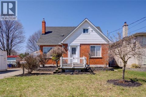 214 GRAND Street Brantford ON N3R4C3
