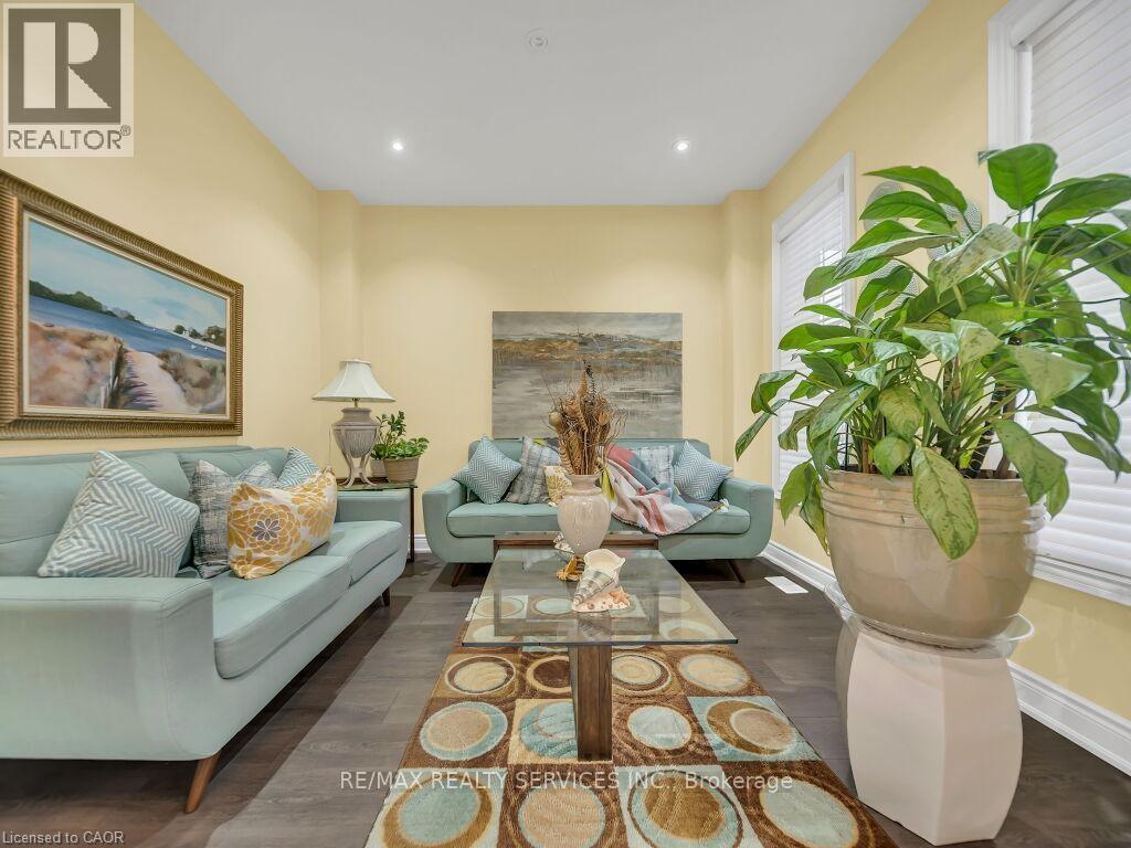 35 WILMOT Road