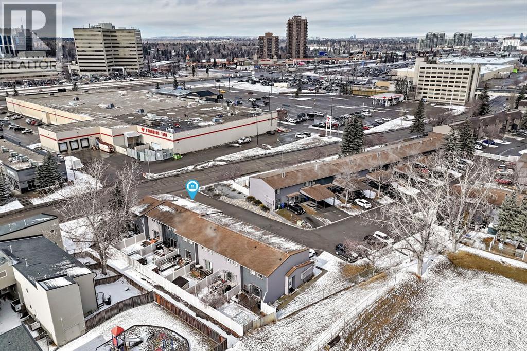 702, 9930 Bonaventure Drive SE