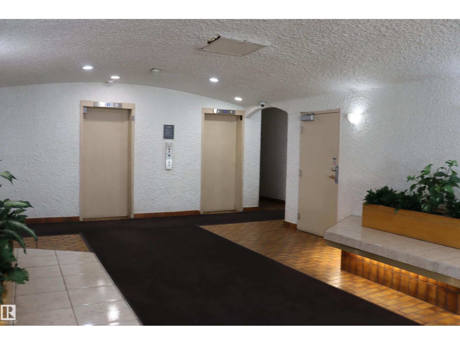 #203 9028 Jasper Ave NW NW