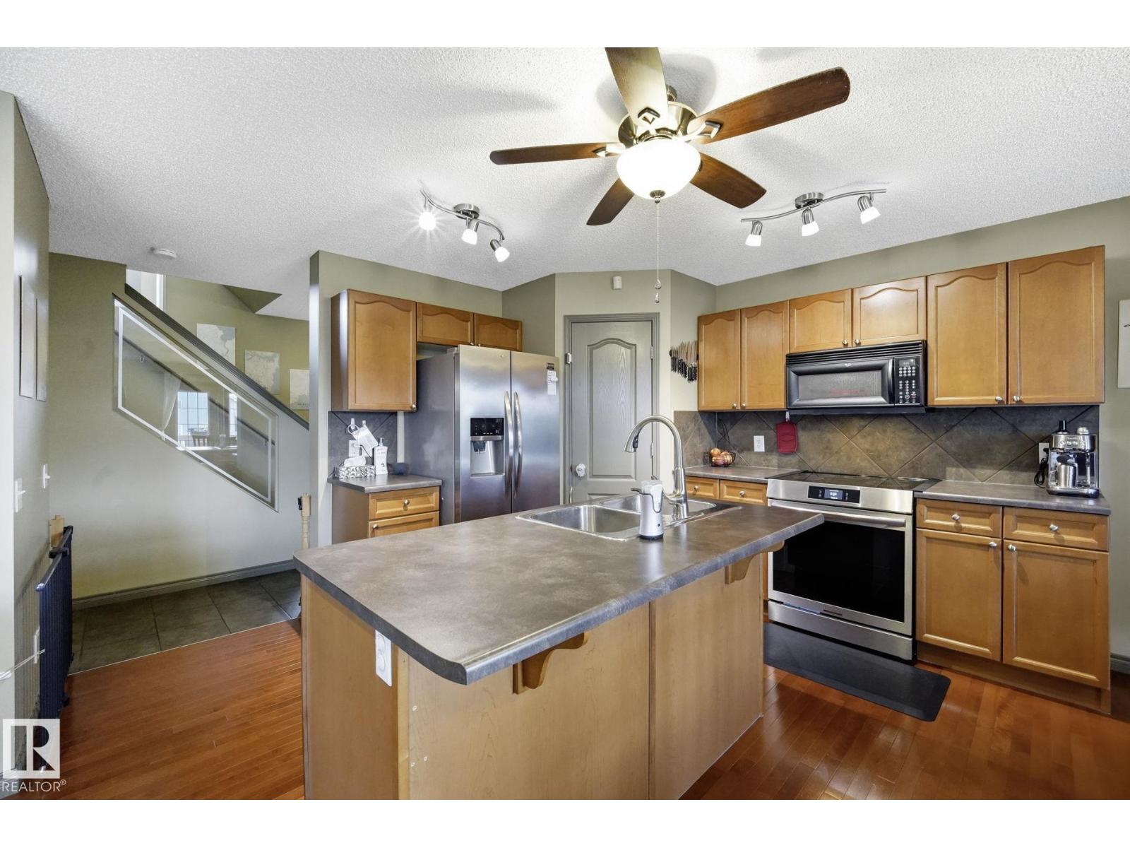 5420 162B AV NW