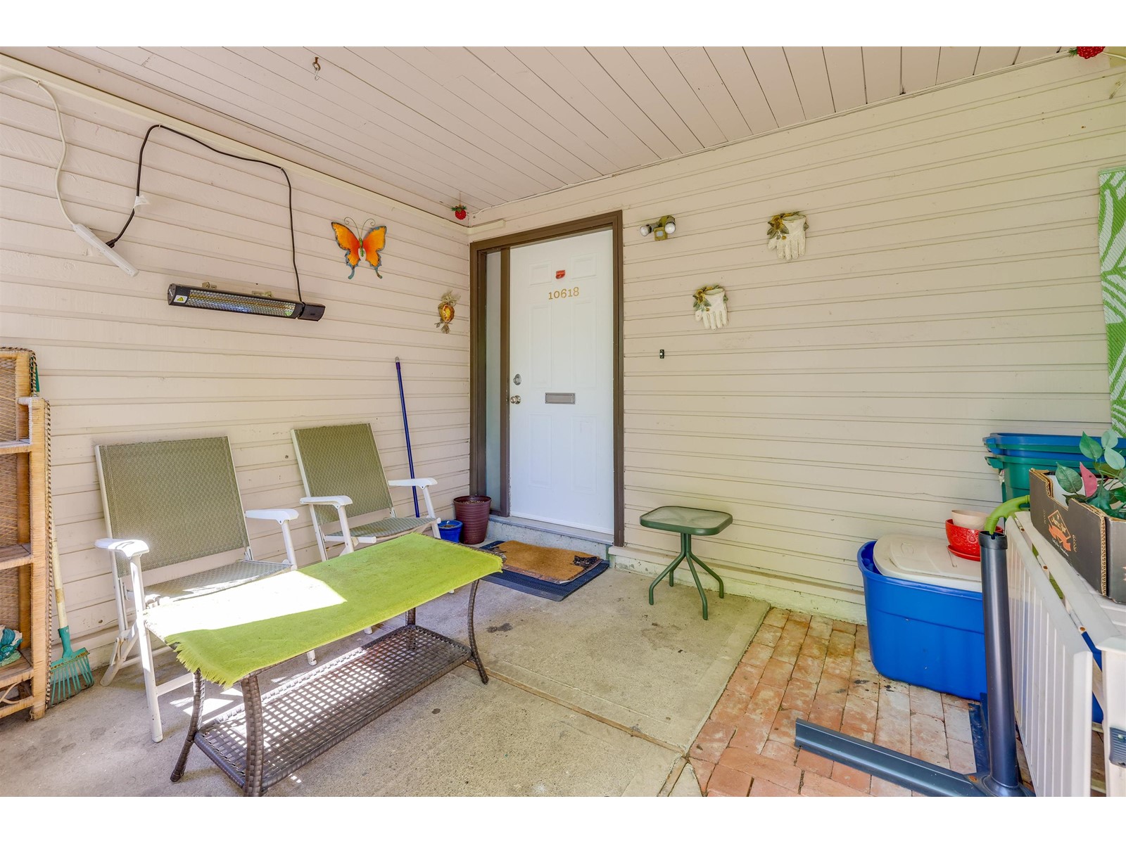 10618 HOLLY PARK LANE