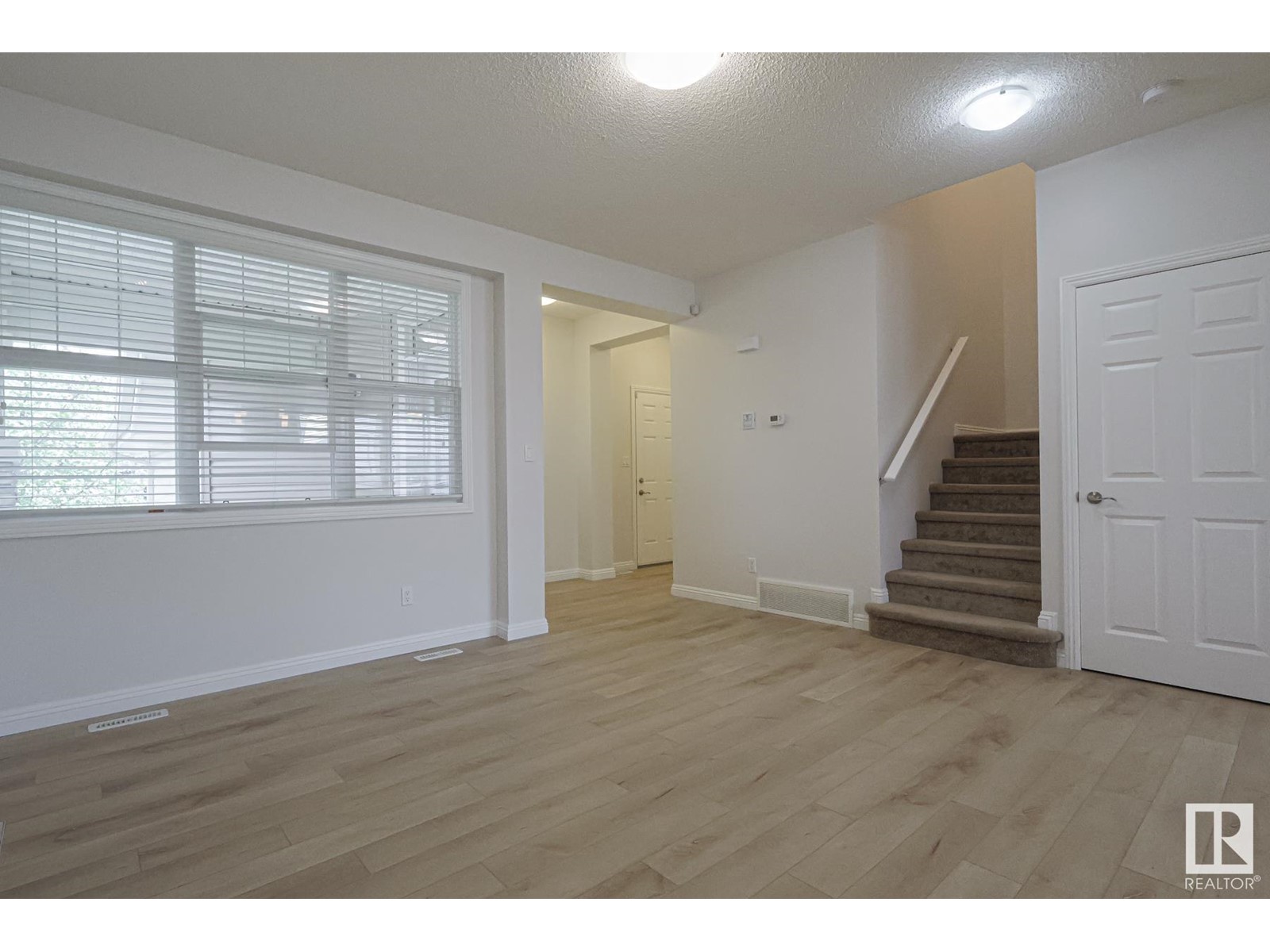 2533 COLE CR SW