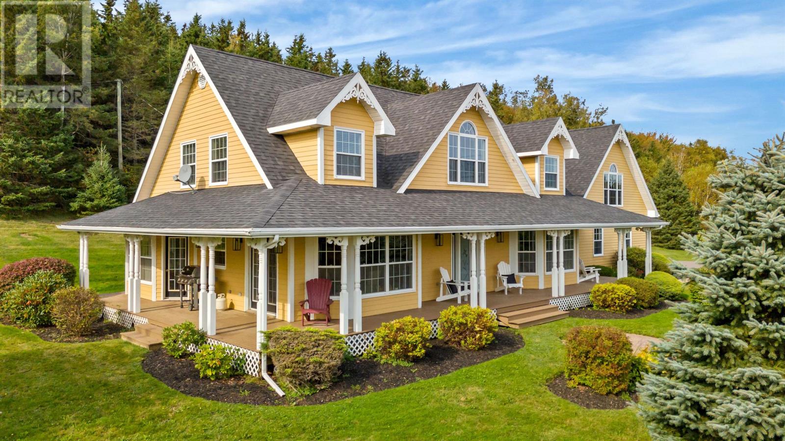 481 Rattenbury Road