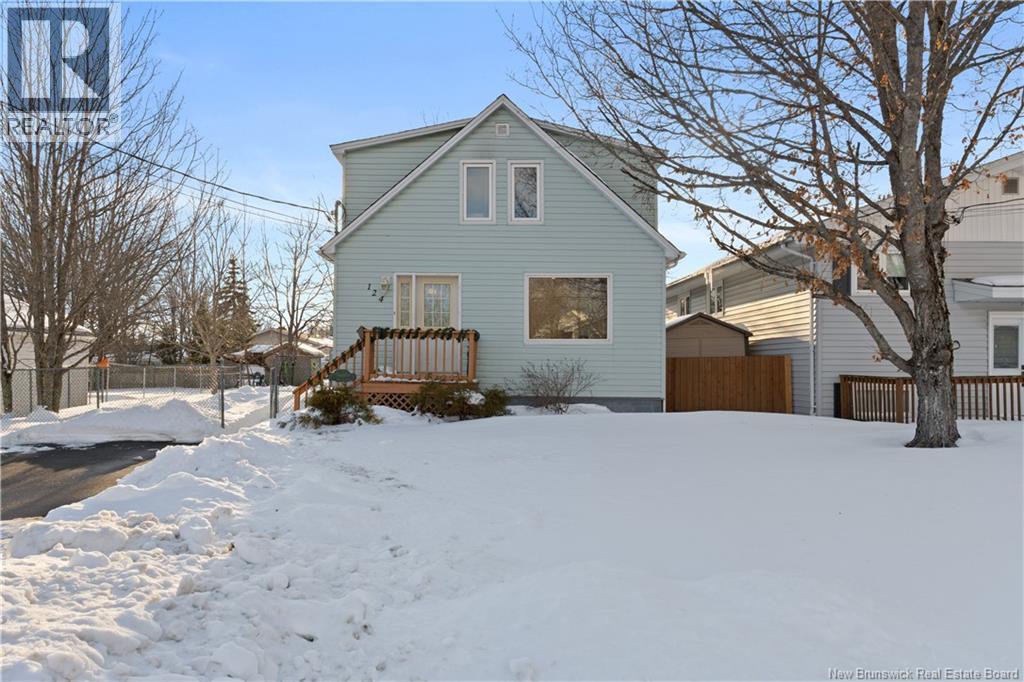 Photo 1 of 28 — 124 First Avenue, Moncton, NB E1C7X3