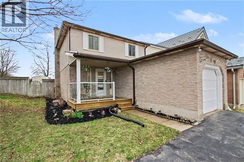7 WYCLIFFE Place Kitchener ON N2M5J6