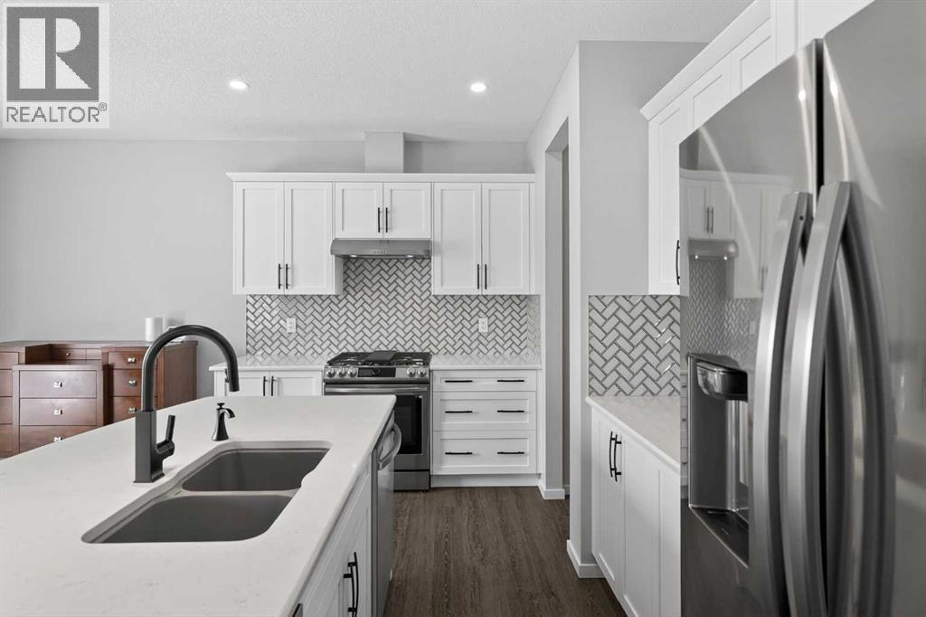 154 Yorkstone Way SW