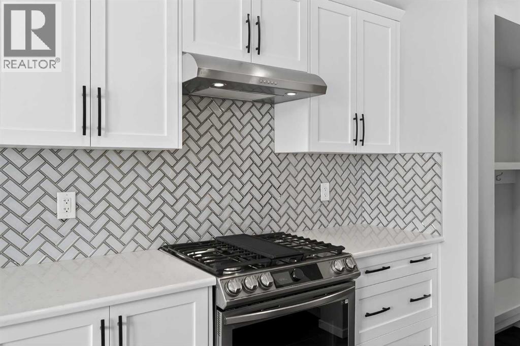 154 Yorkstone Way SW