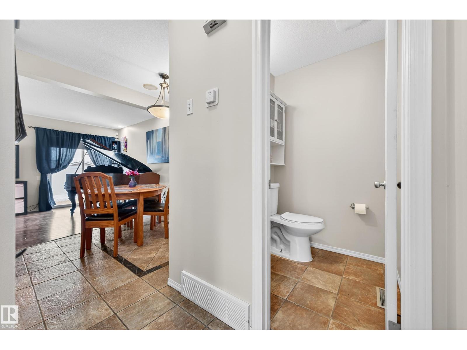 #157 230 Edwards DR SW