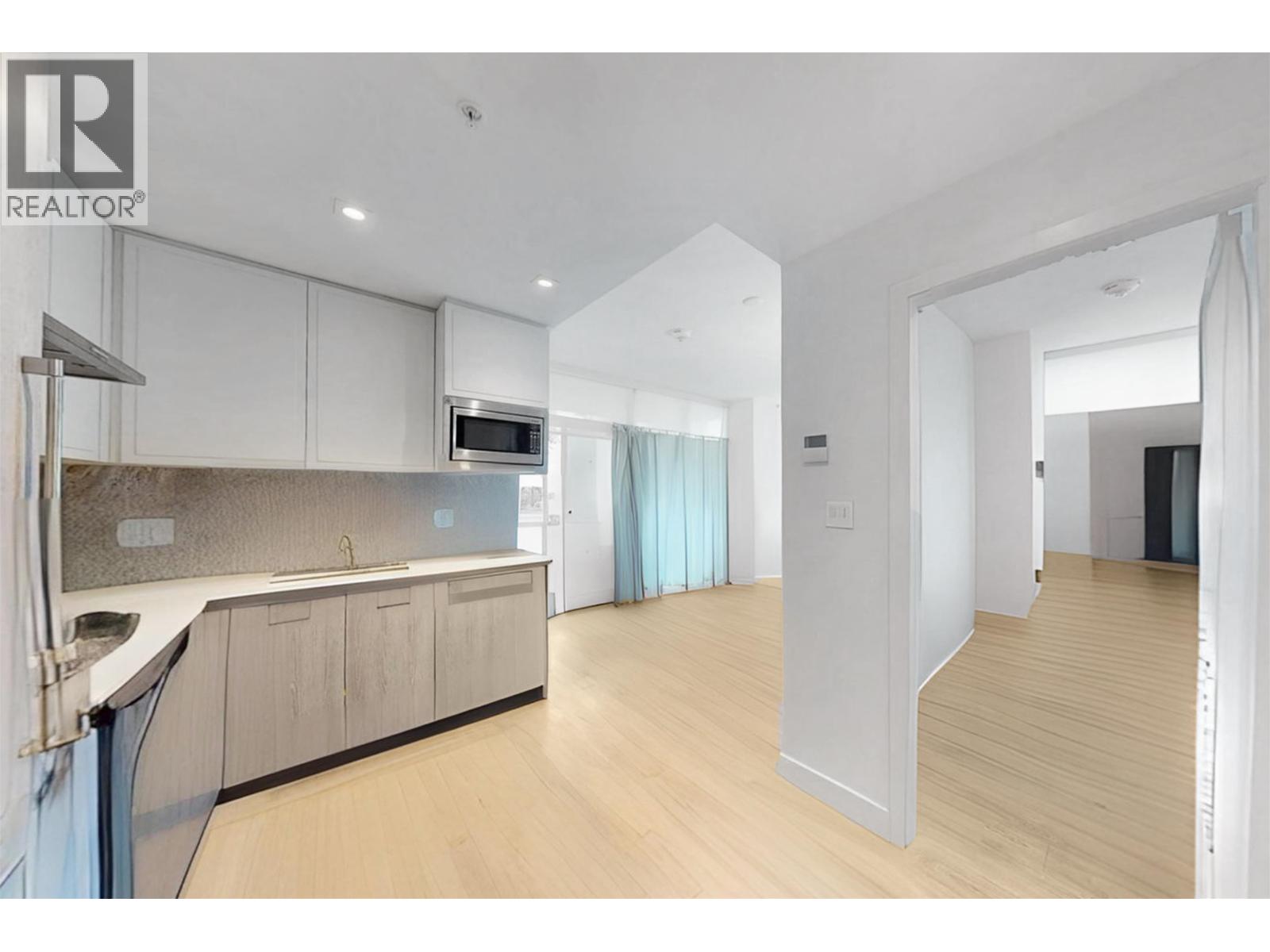 202 2288 ALPHA AVENUE